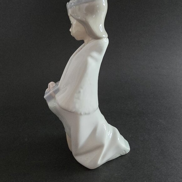 Vintage LLADRÓ 4673 Young King Melchior Nativity Figurine - Picture 4 of 5